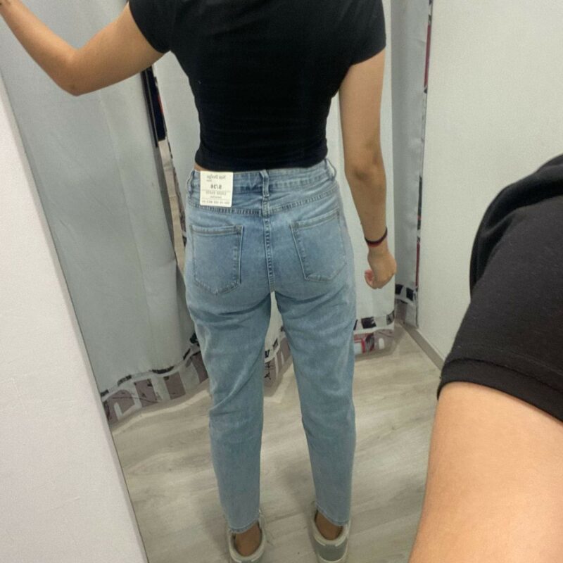 Jean mom fit arriere